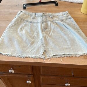 We The Free light blue denim mini skirt size 29 NWOT